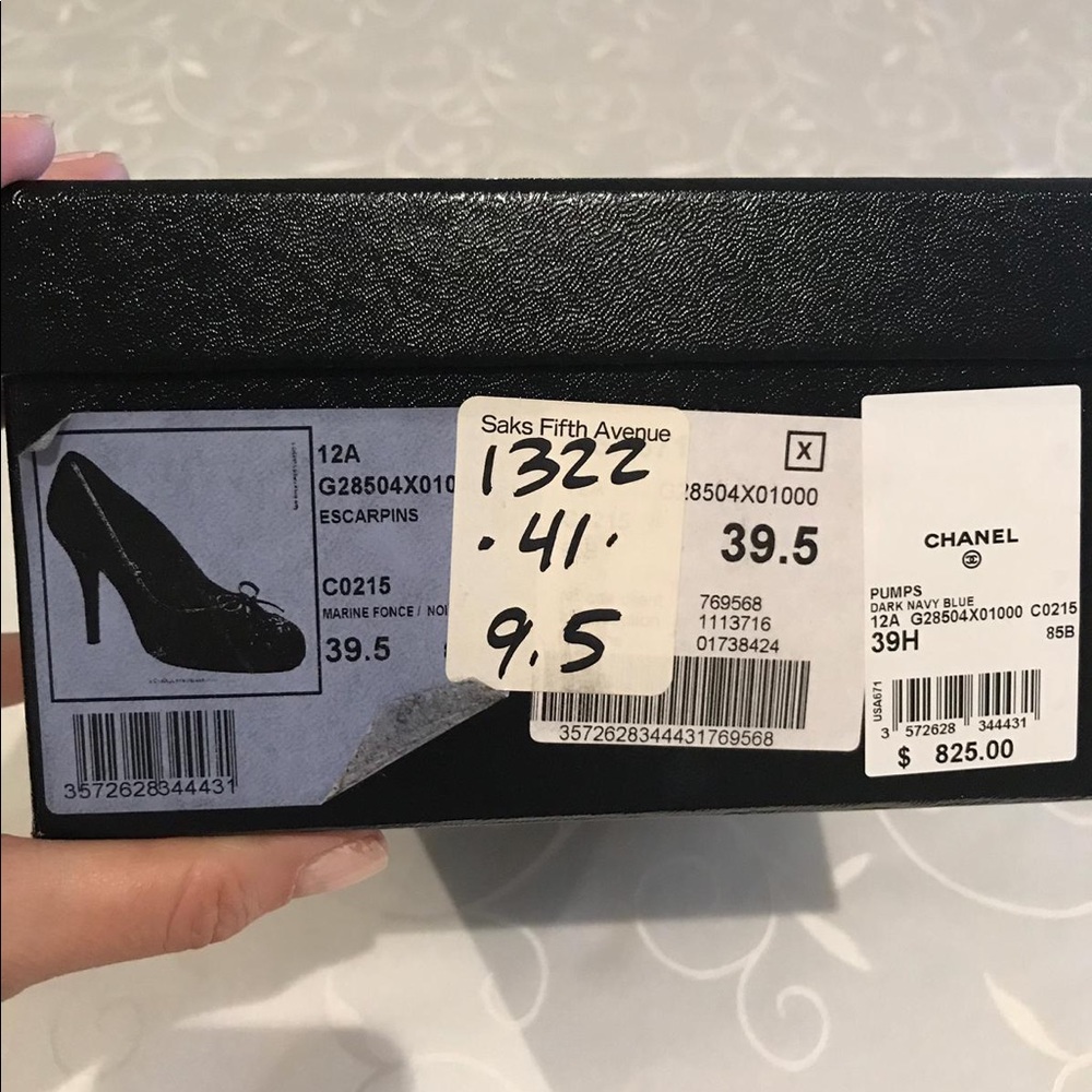 Chanel Dark Navy Blue Pump with Black Toe 39.5 - Picture 8 of 8
